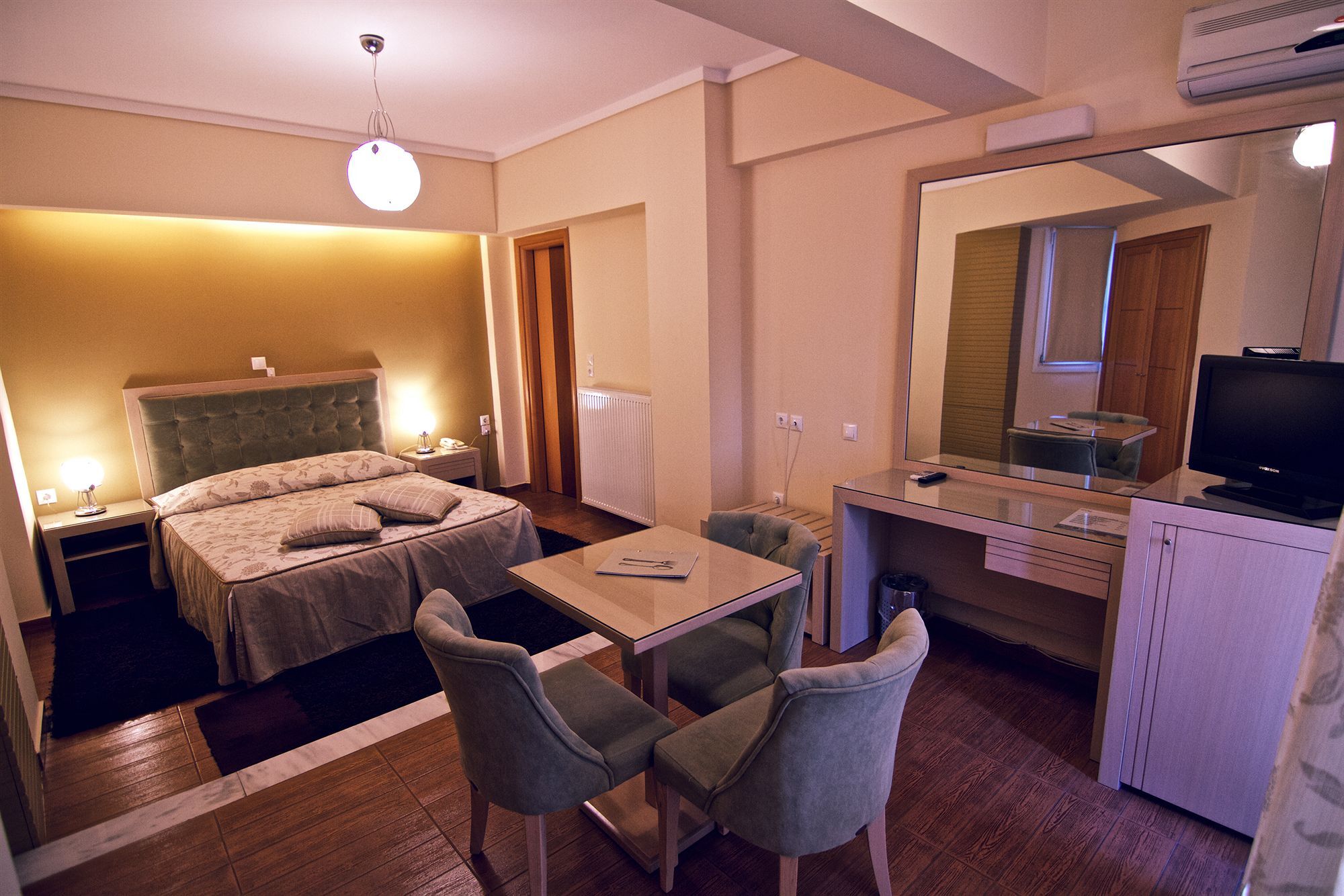 Heliotrope Hotels Mytilíni Zewnętrze zdjęcie